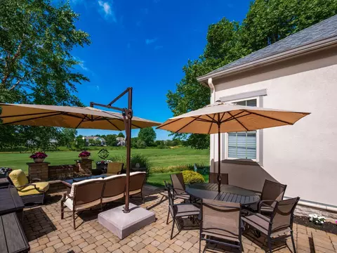 Exterior - 5721 Liscarroll Pl, Dublin, OH 43016 photo 7 of 20