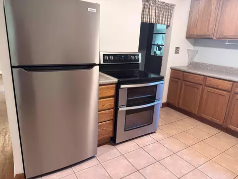 Kitchen - 10654 State Route 139, Jackson, OH 45640 photo 4 of 4