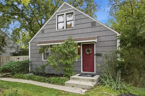 5698 Indianola Ave, Worthington, OH 43085