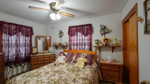 Bedroom - 100 Vicky Ln SE, Heath, OH 43056 photo 3 of 7