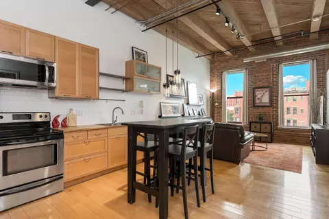 150 E Main #305, Columbus, OH 43215