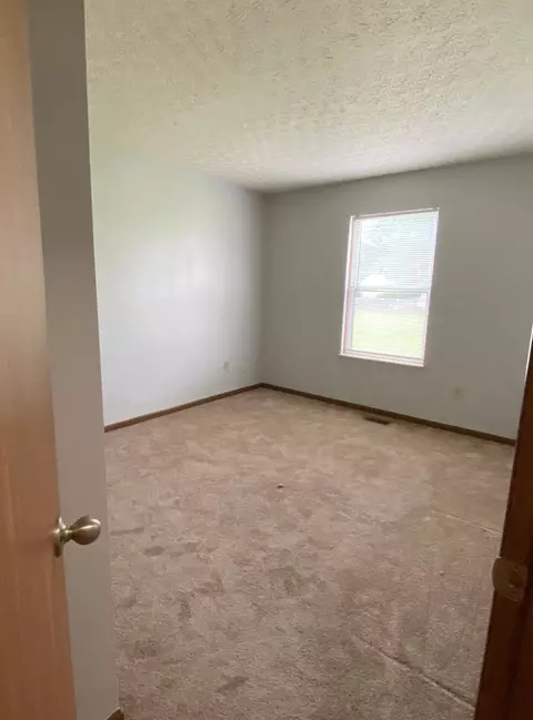 Bedroom - 552 Boulder Dr, Delaware, OH 43015 photo 4 of 4