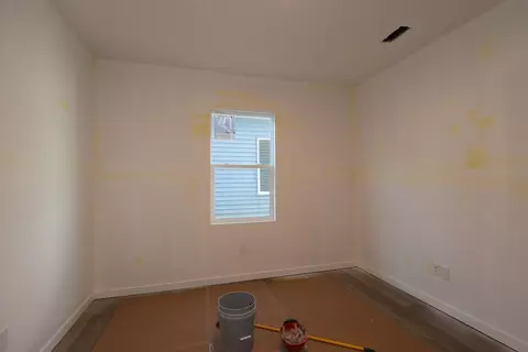 Bedroom - 1030 Dawsons Dr, Hebron, OH 43025 photo 1 of 5