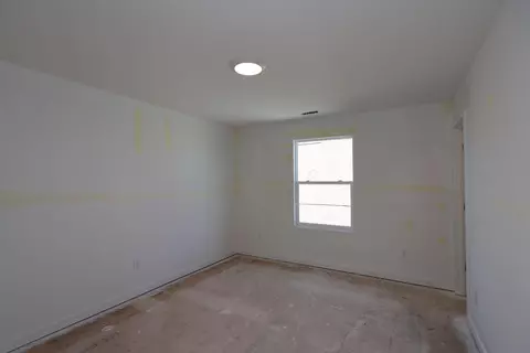 Bedroom - 1030 Dawsons Dr, Hebron, OH 43025 photo 5 of 5