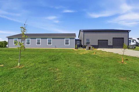 Exterior - 11144 Dingess Rd, Circleville, OH 43113 photo 7 of 7