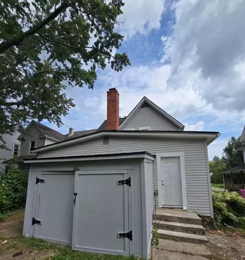 Exterior - 114 Vennum Ave, Mansfield, OH 44903 photo 3 of 3