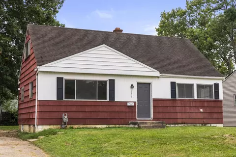 3373 Roswell Dr, Columbus, OH 43227
