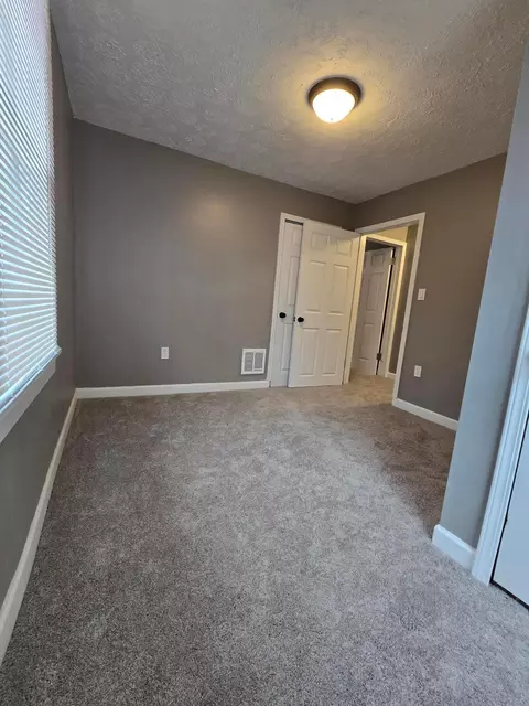 Bedroom - 28 Cameron Ave, Mansfield, OH 44902 photo 3 of 3