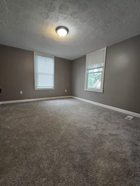 Bedroom - 28 Cameron Ave, Mansfield, OH 44902 photo 1 of 3