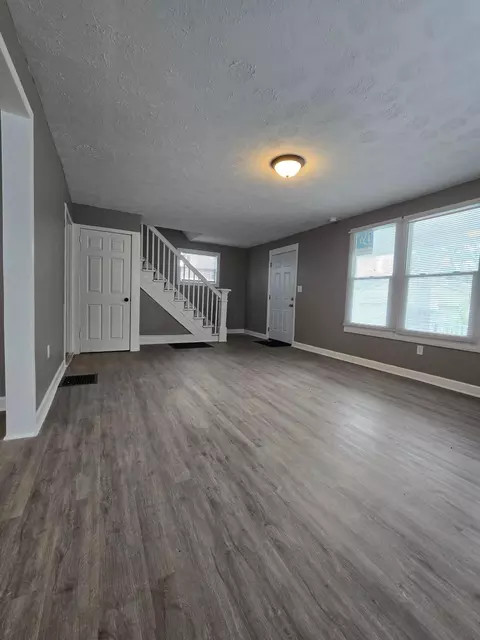 Living - 28 Cameron Ave, Mansfield, OH 44902 photo 6 of 6