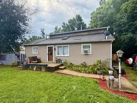 Exterior - 102 Vine St E, Edison, OH 43320 photo 2 of 19