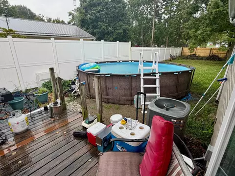 Exterior - 102 Vine St E, Edison, OH 43320 photo 5 of 19