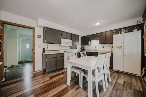 Kitchen - 8563 Seabright Dr, Powell, OH 43065 photo 1 of 3