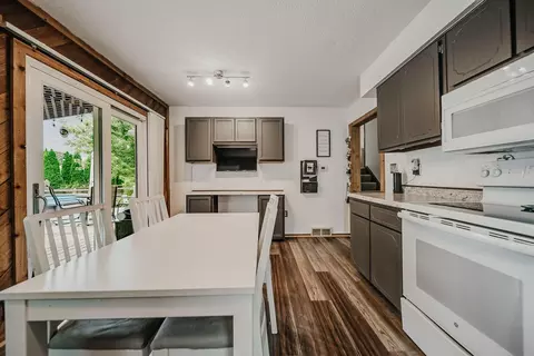 Kitchen - 8563 Seabright Dr, Powell, OH 43065 photo 3 of 3
