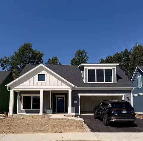 5565 Wooster Dr, New Albany, OH 43054