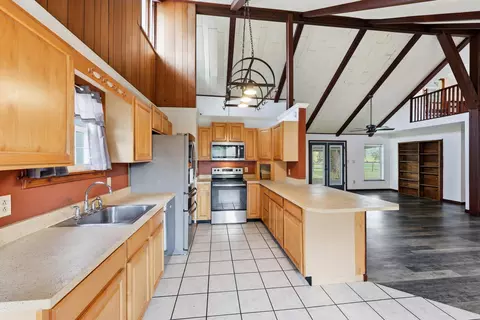 Kitchen - 20372 Catherine Blvd, Circleville, OH 43113 photo 3 of 3