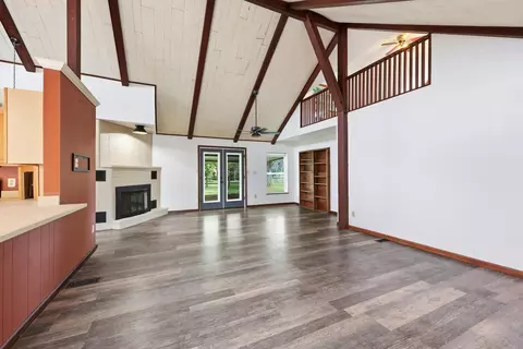 Living - 20372 Catherine Blvd, Circleville, OH 43113 photo 3 of 3