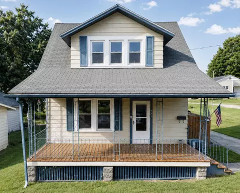 821 Caldwell St, Zanesville, OH 43701