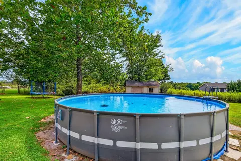 Exterior - 27508 Kime Holderman Rd, Circleville, OH 43113 photo 6 of 18