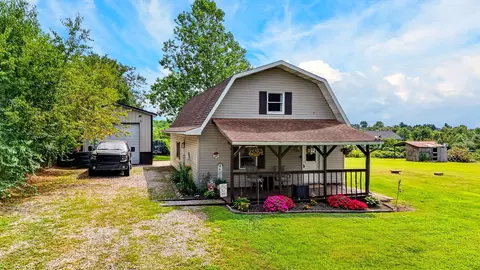 Exterior - 27508 Kime Holderman Rd, Circleville, OH 43113 photo 16 of 18