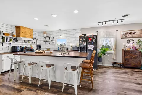 Kitchen - 27508 Kime Holderman Rd, Circleville, OH 43113 photo 1 of 5