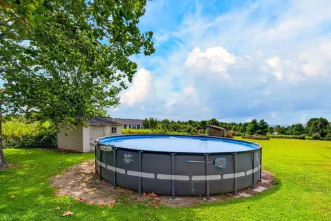 Exterior - 27508 Kime Holderman Rd, Circleville, OH 43113 photo 4 of 18