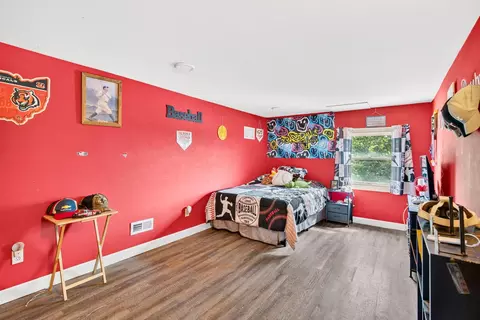 Bedroom - 27508 Kime Holderman Rd, Circleville, OH 43113 photo 8 of 10