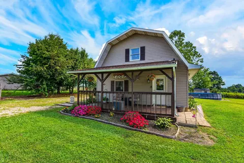 Exterior - 27508 Kime Holderman Rd, Circleville, OH 43113 photo 1 of 18