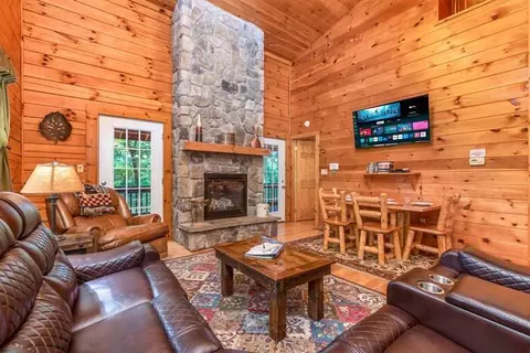 Living - 16236 Collison Rd, Logan, OH 43138 photo 3 of 3