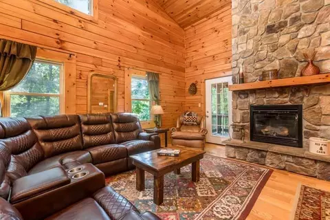 Living - 16236 Collison Rd, Logan, OH 43138 photo 2 of 3