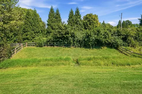 Exterior - 540 Westview Ter, Lithopolis, OH 43136 photo 11 of 14