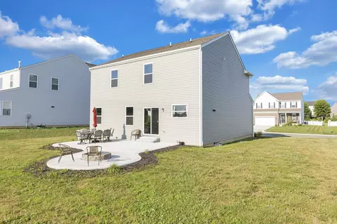 Exterior - 1193 Cunningham Ave, Pataskala, OH 43062 photo 12 of 15