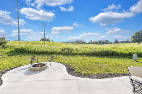 Exterior - 1193 Cunningham Ave, Pataskala, OH 43062 photo 8 of 15