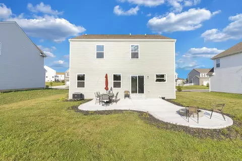 Exterior - 1193 Cunningham Ave, Pataskala, OH 43062 photo 10 of 15