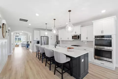 Kitchen - 3146 Squier Loop, Powell, OH 43065 photo 1 of 4