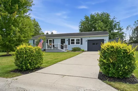 14135 Pleasant Ridge Dr, Marysville, OH 43040