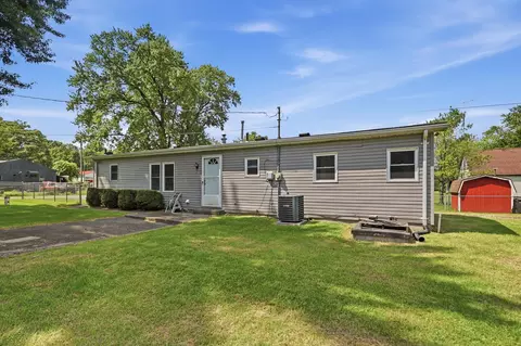 Exterior - 4748 Walker St, Springfield, OH 45505 photo 4 of 8