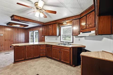 Kitchen - 4748 Walker St, Springfield, OH 45505 photo 4 of 4