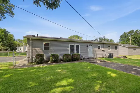 Exterior - 4748 Walker St, Springfield, OH 45505 photo 5 of 8