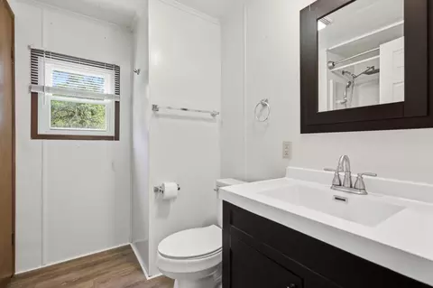 Bath - 4748 Walker St, Springfield, OH 45505 photo 2 of 4