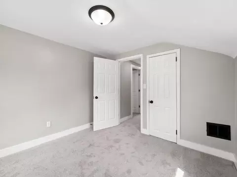 Bedroom - 669 E Mithoff St, Columbus, OH 43206 photo 5 of 8