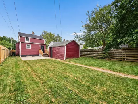 Exterior - 669 E Mithoff St, Columbus, OH 43206 photo 8 of 11