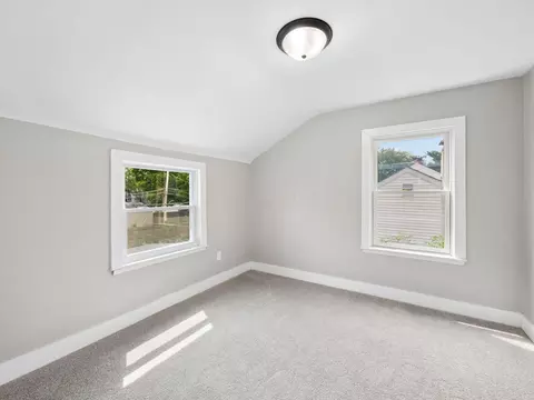 Bedroom - 669 E Mithoff St, Columbus, OH 43206 photo 3 of 8