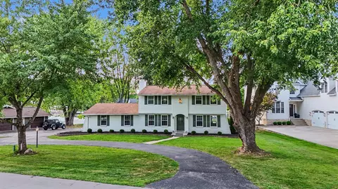 1990 Palouse Dr, London, OH 43140