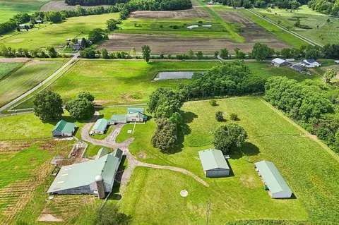 1053 Zion Rd SE, Lancaster, OH 43130