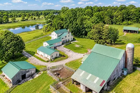 1053 Zion Rd SE, Lancaster, OH 43130