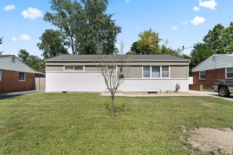 26 Cherrington Rd, Westerville, OH 43081