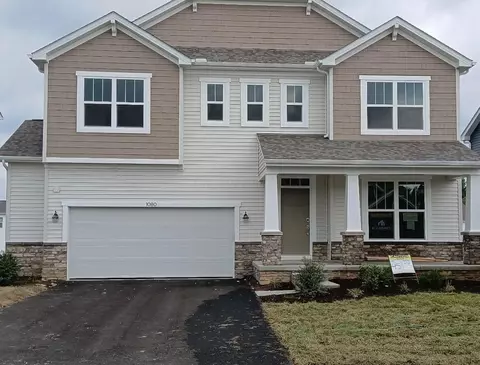 1080 Quarry Oak Dr, Grove City, OH 43123