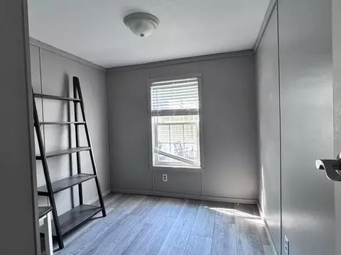 Bedroom - 333 Greenbriar Ln E, Hebron, OH 43025 photo 1 of 2