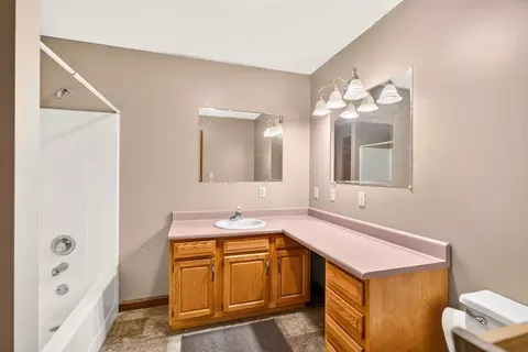 Bath - 22209 Bolender Pontius Rd, Circleville, OH 43113 photo 2 of 2